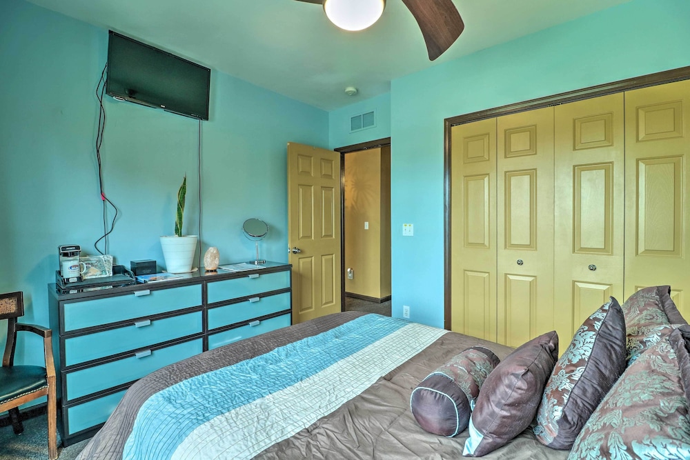 Urban Escape w/ Patio - 2 Mi to Downtown Detroit!