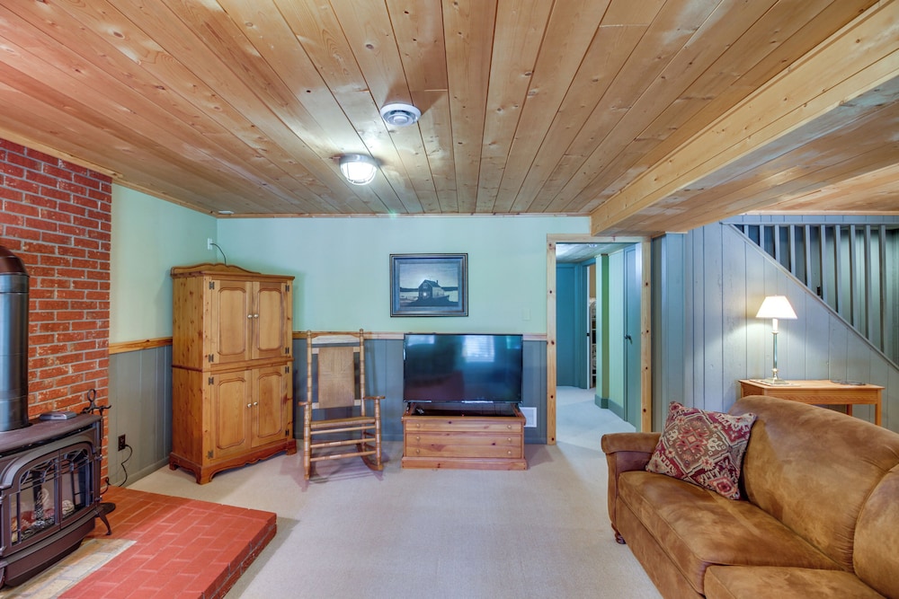 2 Mi to Marina: Family Home on Sibley Lake!