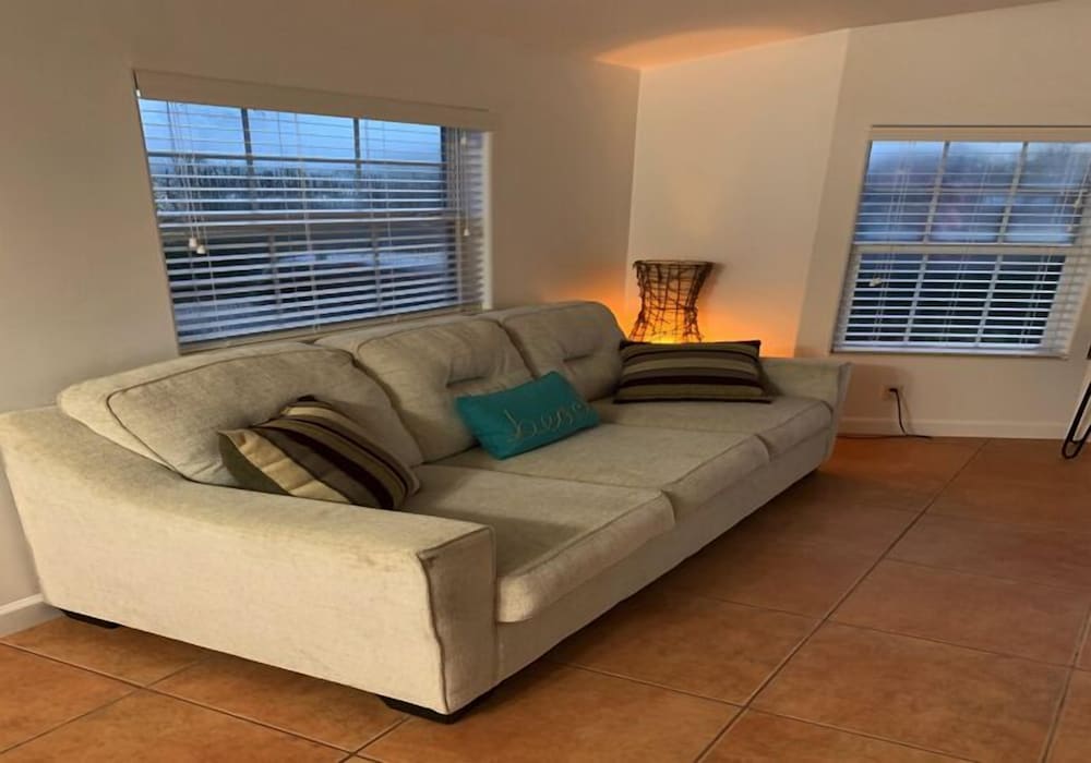 Caribbean Shores Vacation Rentals view 5