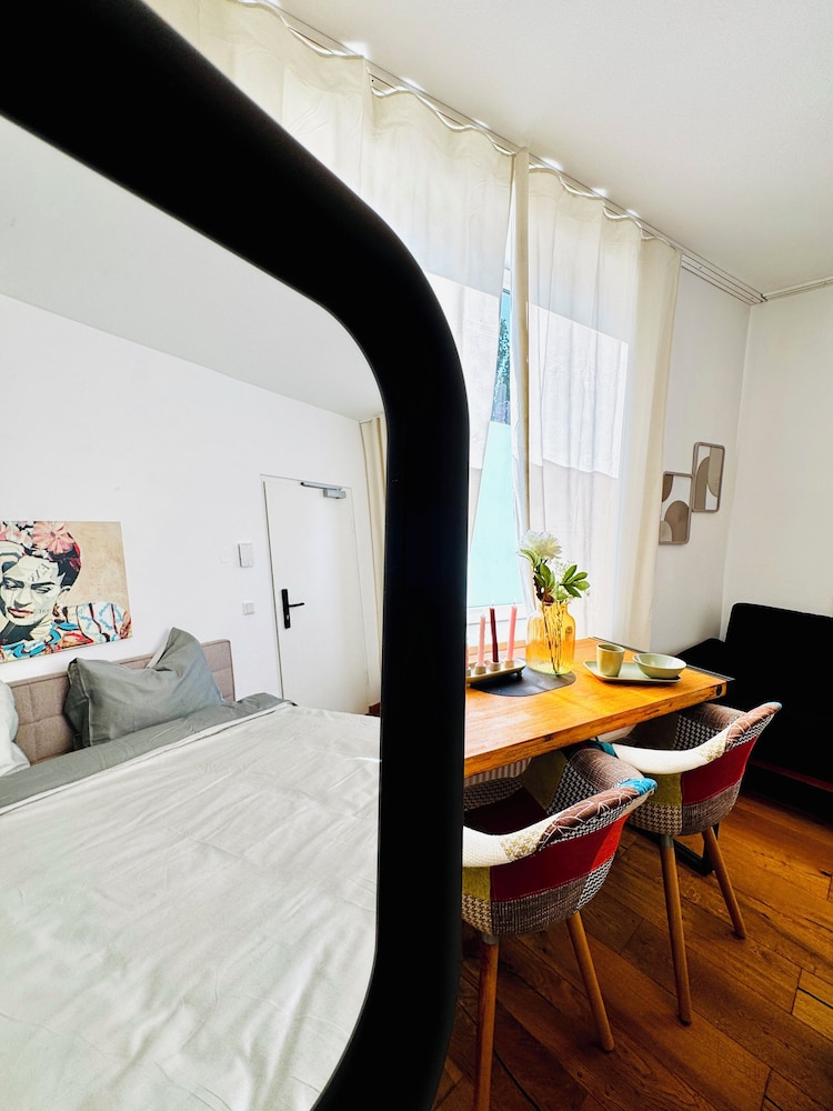 Cozy 5BR Apartment Near Kaufpark