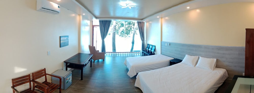 Phu Quoc Harbour View Villa view 5