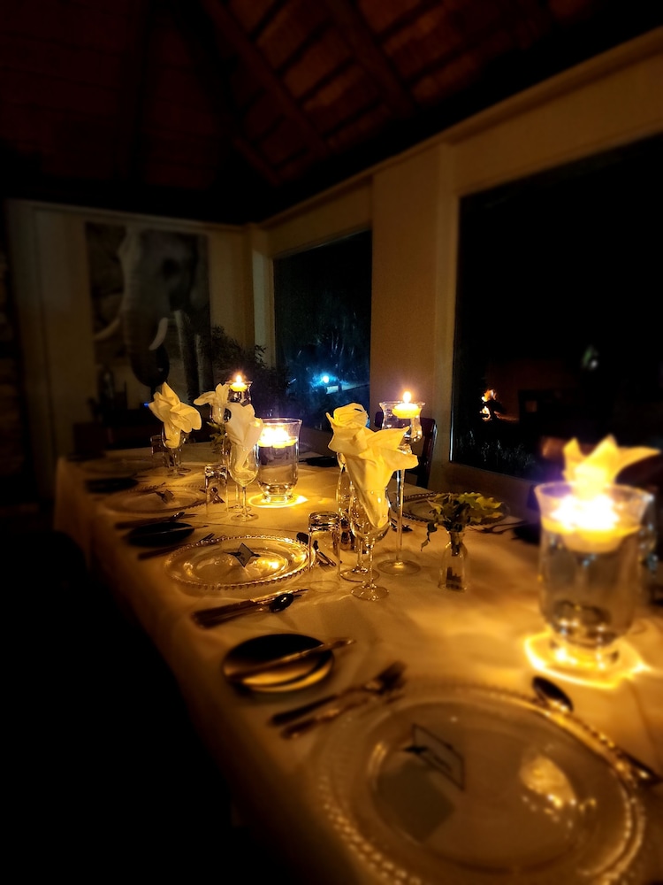 Karongwe - River Safari Lodge