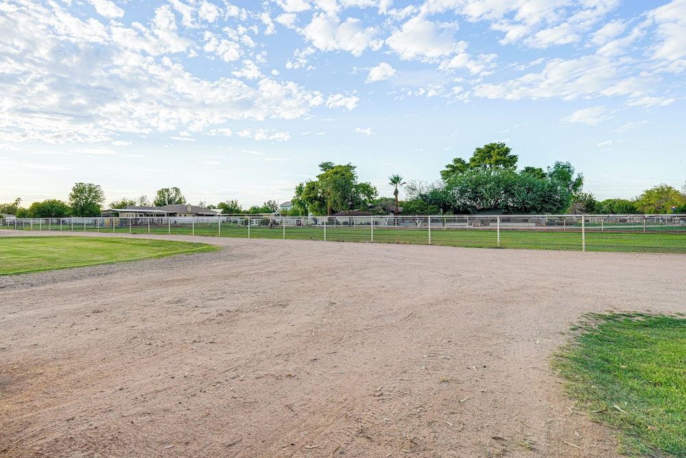 Family Home on > 2 Acres w/ Stables in Gilbert!