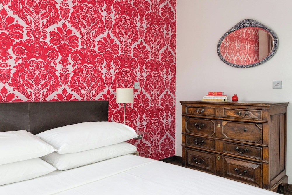 Rutland Mews South by Onefinestay