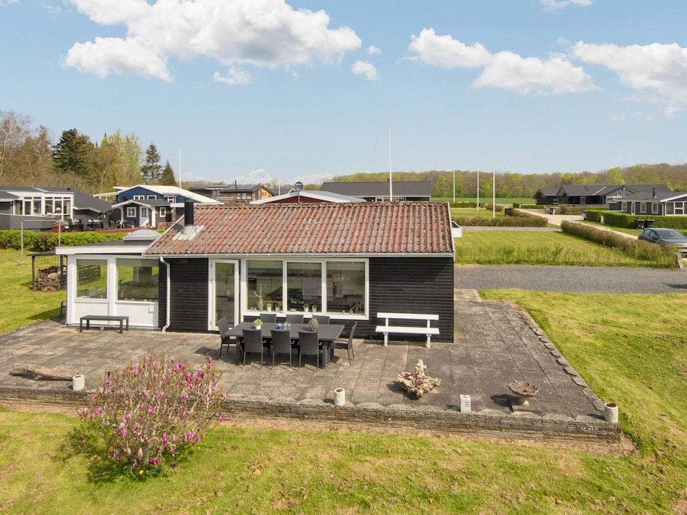 7 Person Holiday Home in Juelsminde view 2
