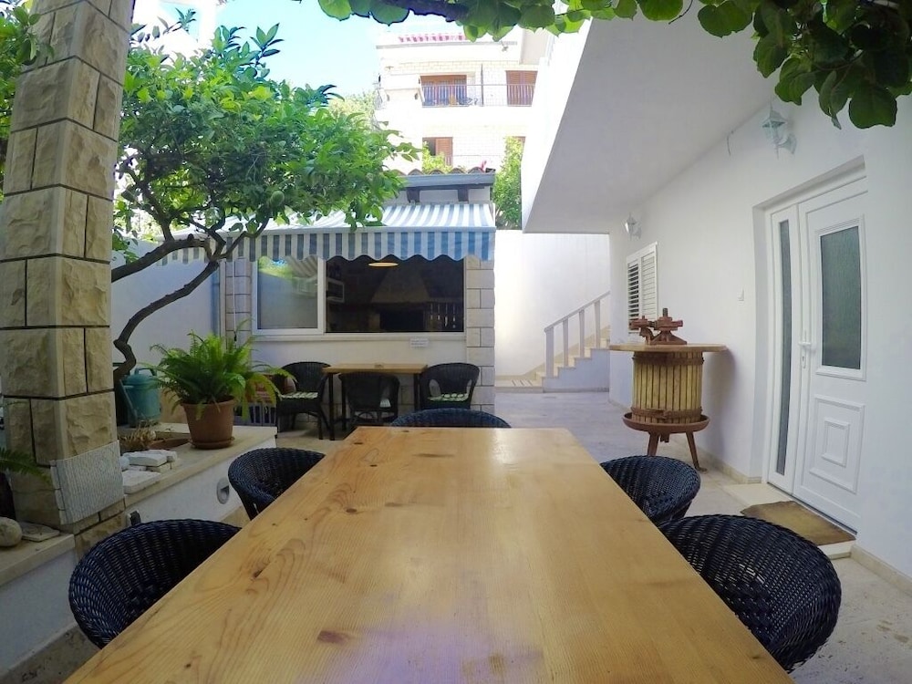 Vila Lacman