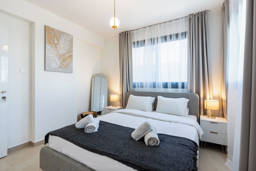 Jas Living Apts & Balconies in Larnaca