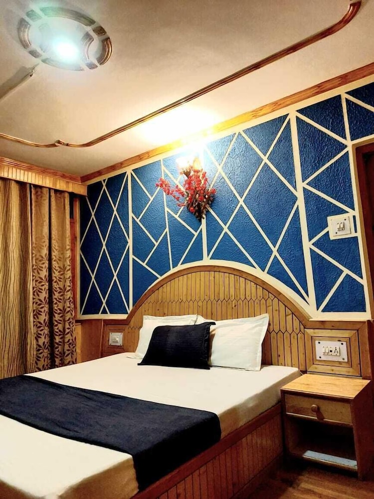 Manali Heart Villa
