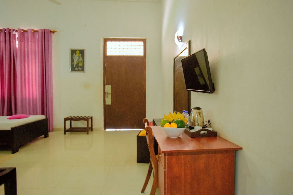 Hambantota Rest House