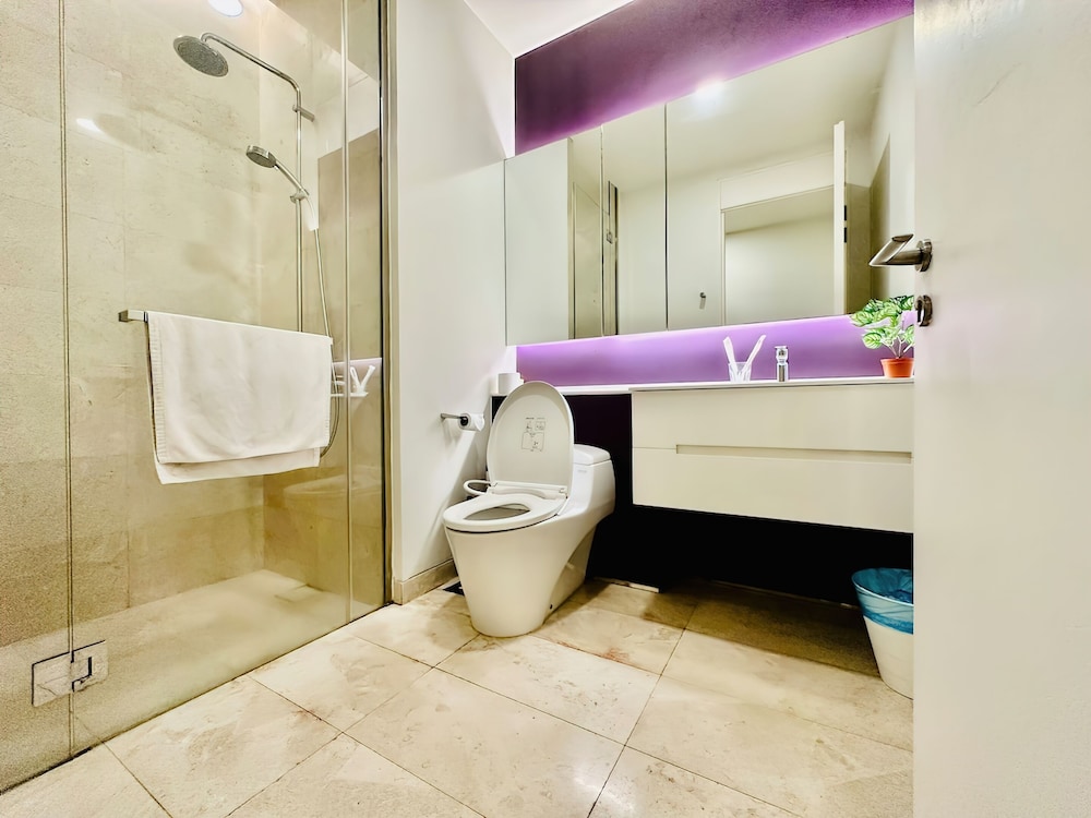 Tropicana The Residences KLCC Skypool