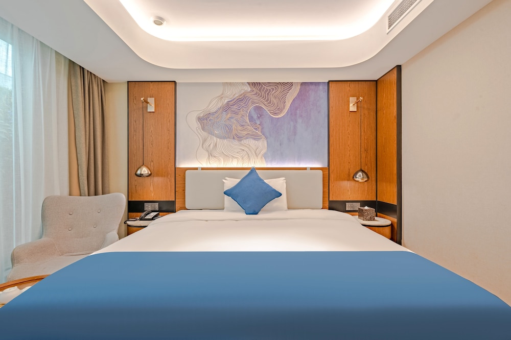 Yunfei Hotel