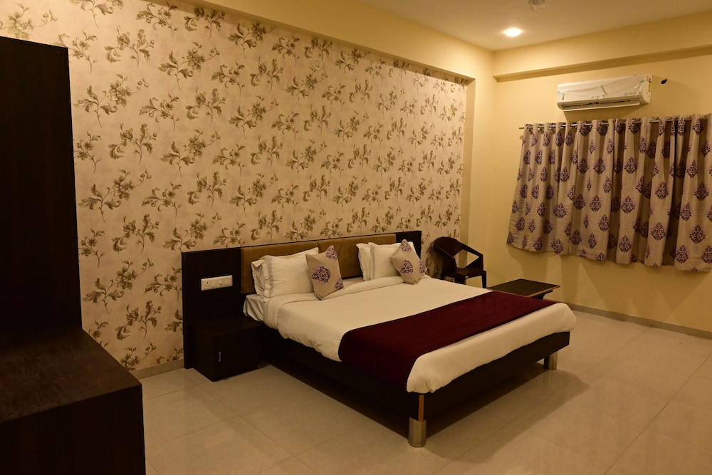 Vijayam Resort