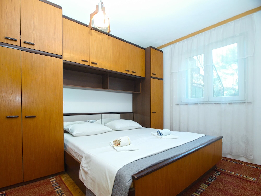 Apartments Branko 1348