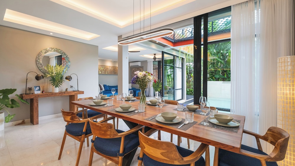 Baliris Villa V by Villa Finder