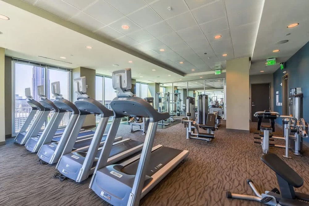 Midtown Luxepad 1b1b Rooftop Lounge Pool Gym Xbox