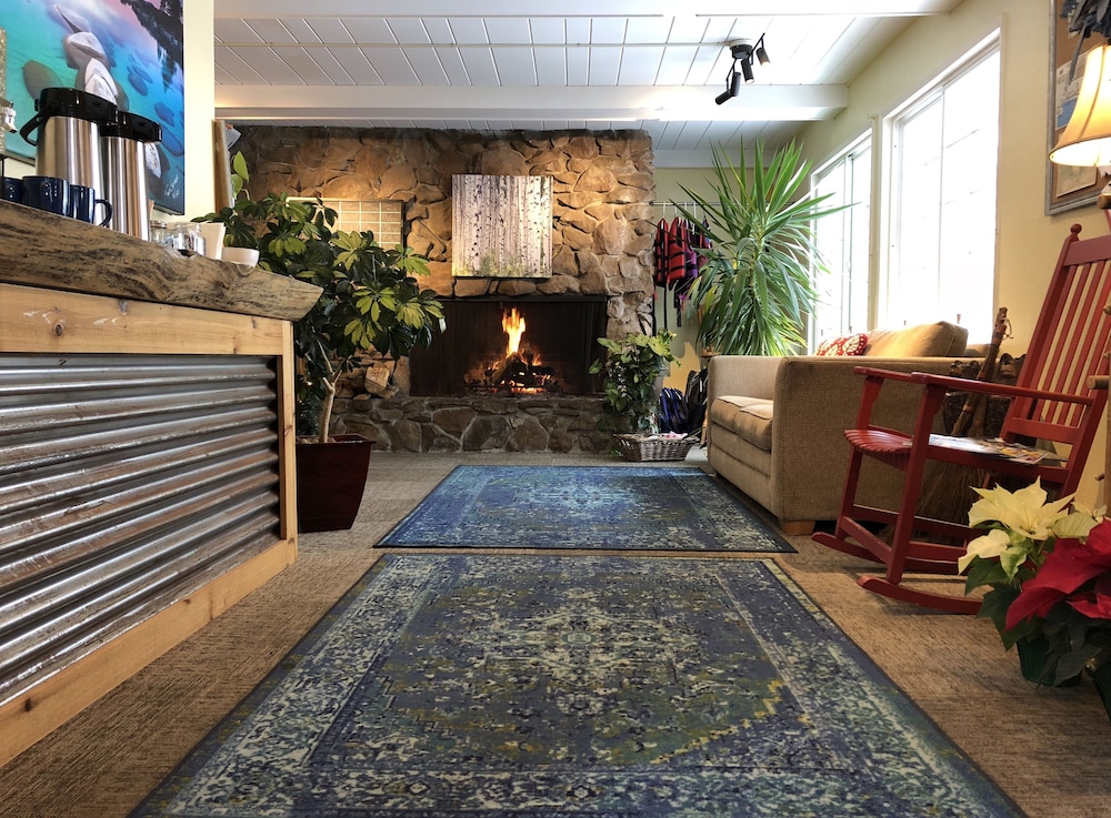 Tahoe Vistana Inn - Property Image 1