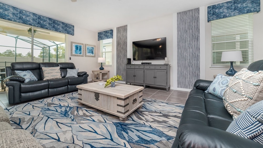 Solara Resort 7 Bedroom Private Pool Home with Game Room 7 Home