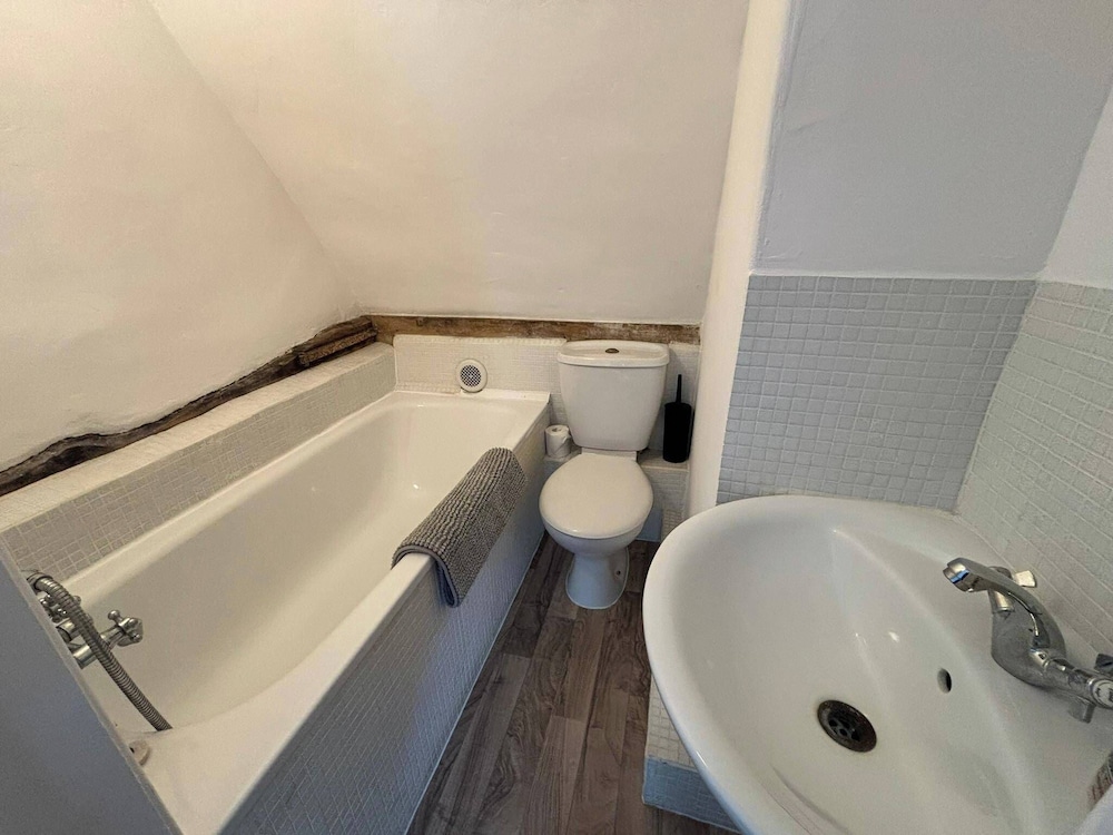 Countryside Cottage in Bulmer- Sleeps 6/7