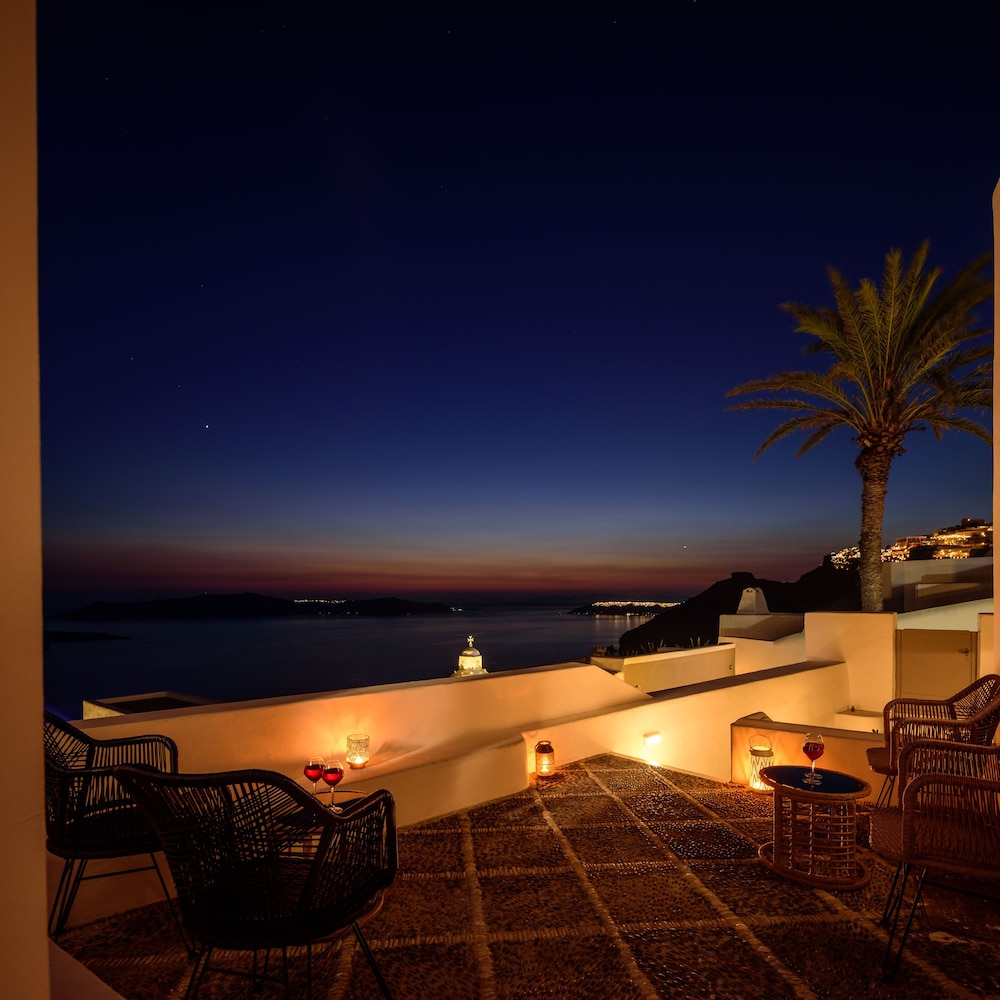 Anemos Family Suites photo 2