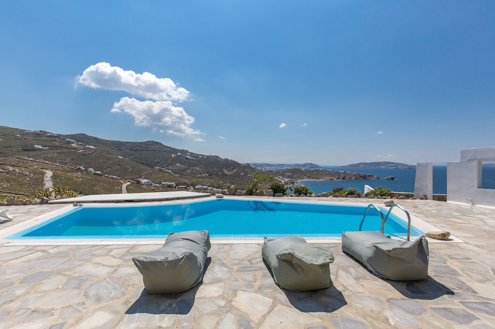 SeaBlue Villas