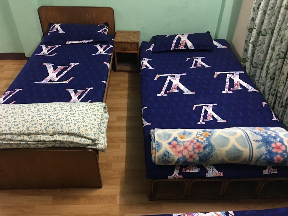 Sara's Backpackers Hotel