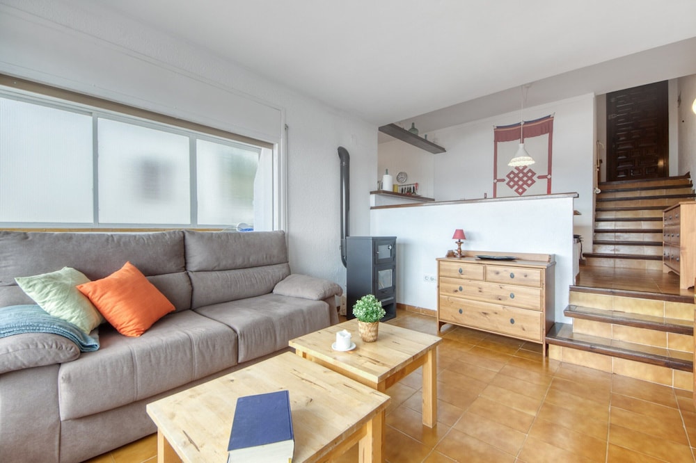 Apartment in Rosas Near Cap de Creus