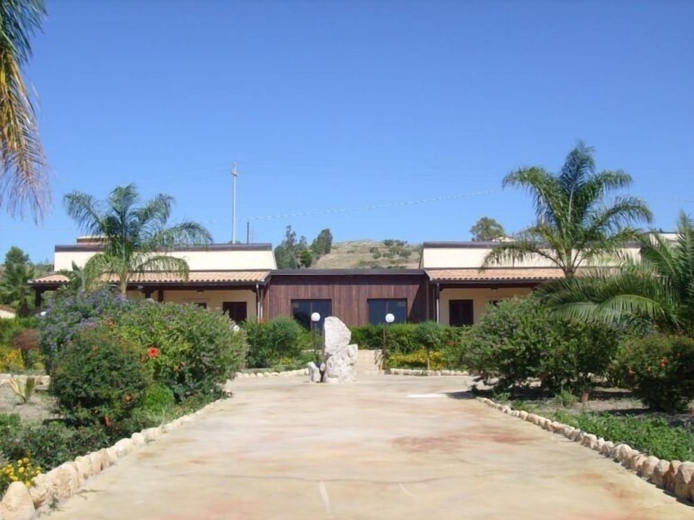 Photo 49