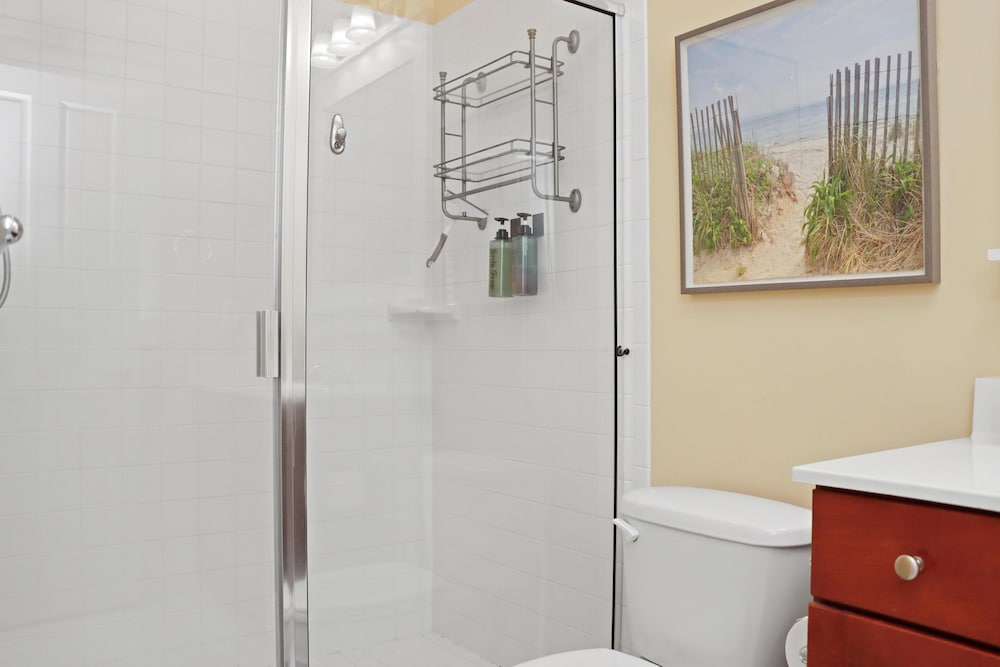 Barefoot Cottage B49 - Seabbatical