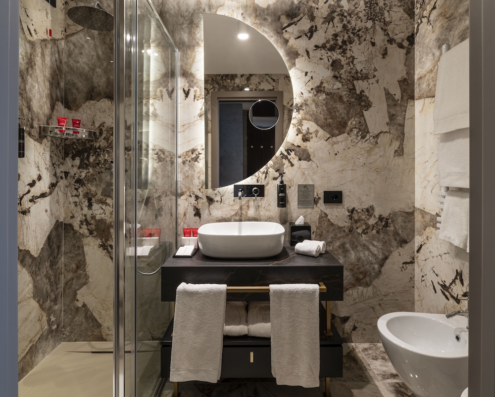 Duomo Hotel & Apartments