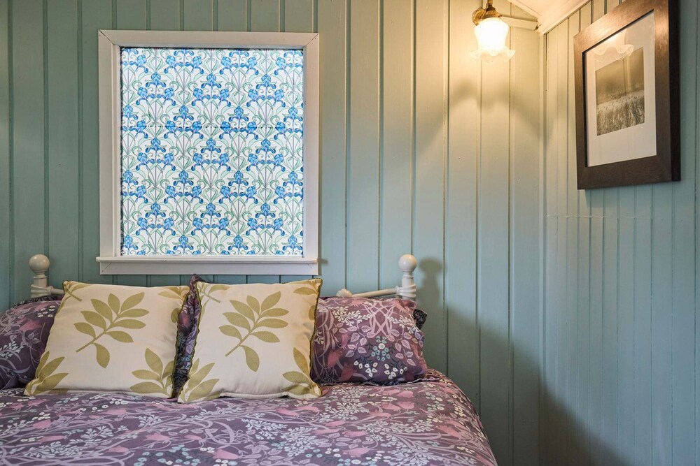 Host Stay Shepherd s Hut