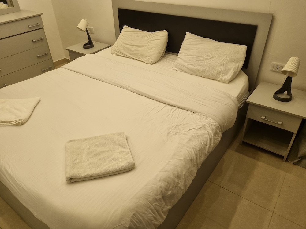 Amman Apartment With Electric Heating & Wifi
