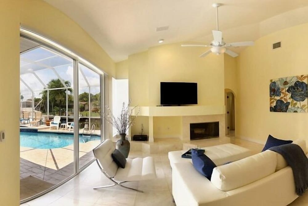 Villa Aruana