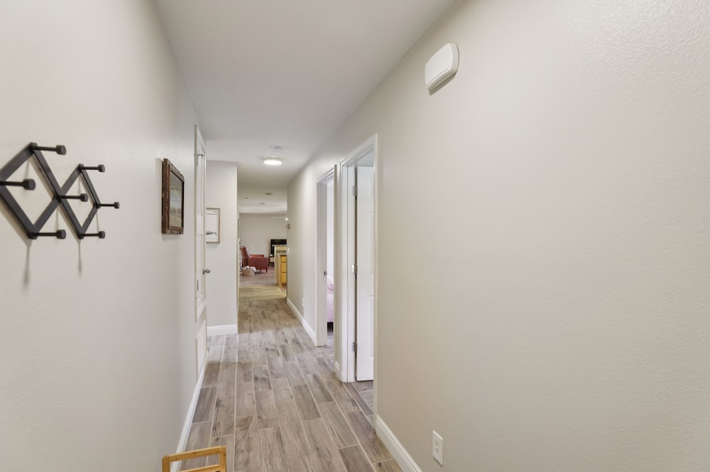 Relaxing Pace Bay House 3 Bedroom Home