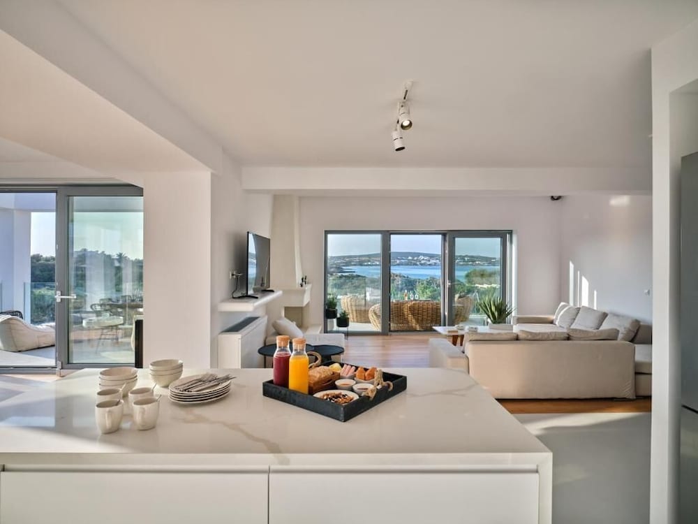 Empire Luxury Villas