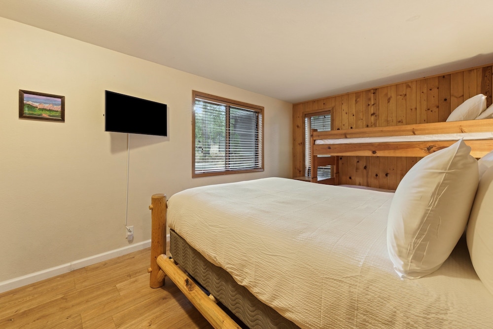 Tan Oak 2 3 Bedroom Home