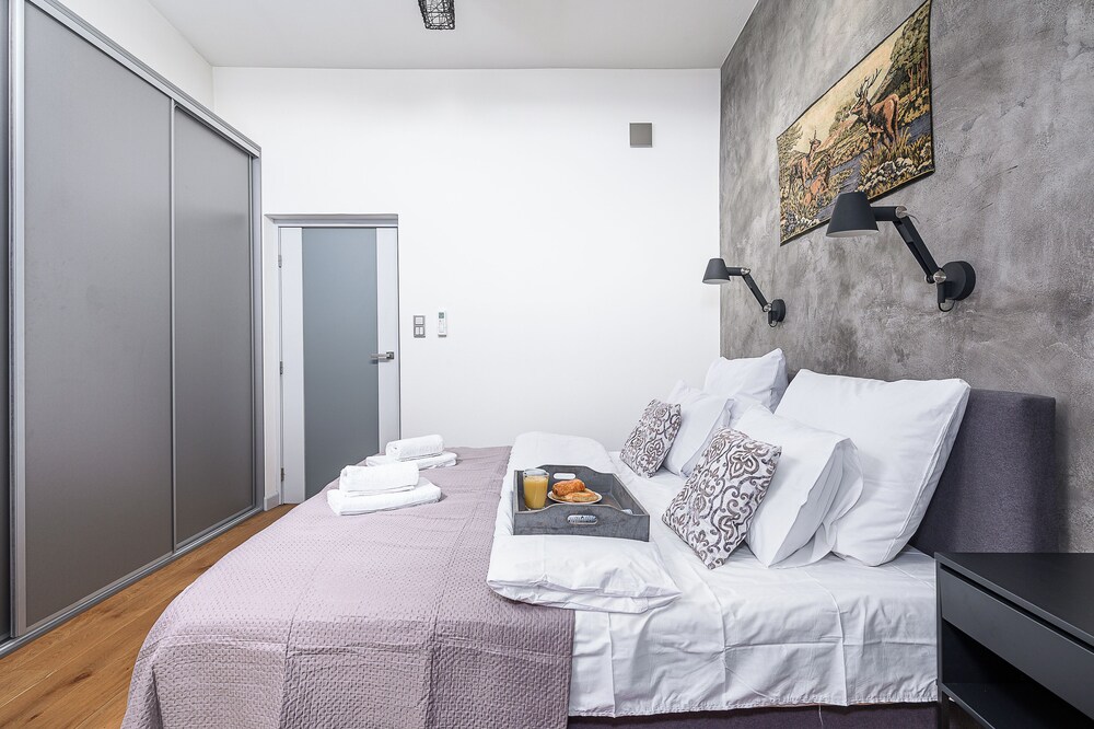 P&O Apartments Chmielna 14