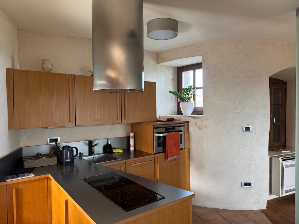 SMARTnoOK Rooms & Apartment