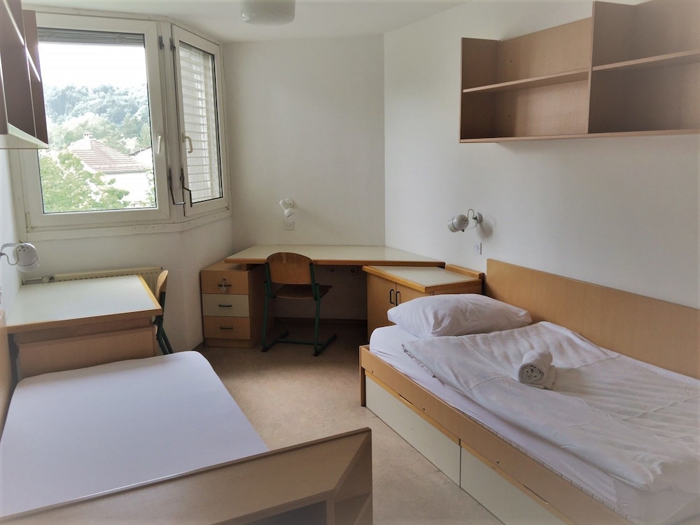 Summer Residence - Hostel view 3