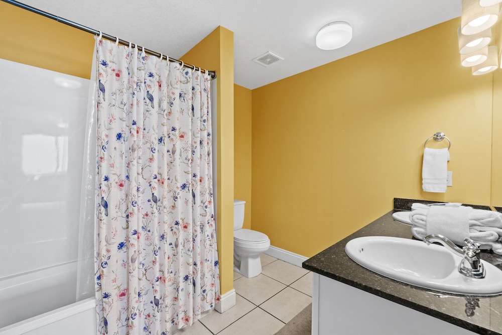 Calypso Beach Resort by Panhandle Getaways