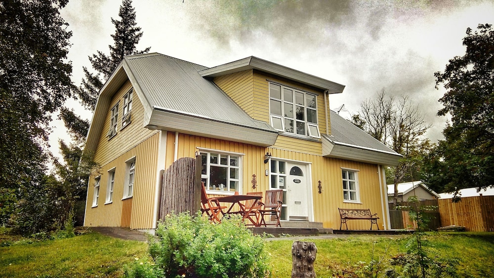 Birta Guesthouse