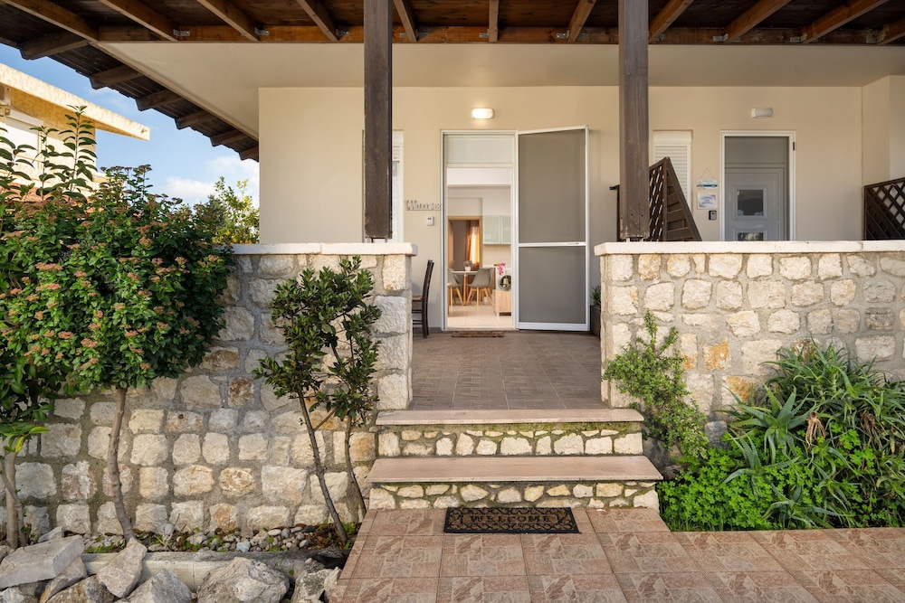 Levanta Cozy Apartment 3 in Kalavarda Rhodes