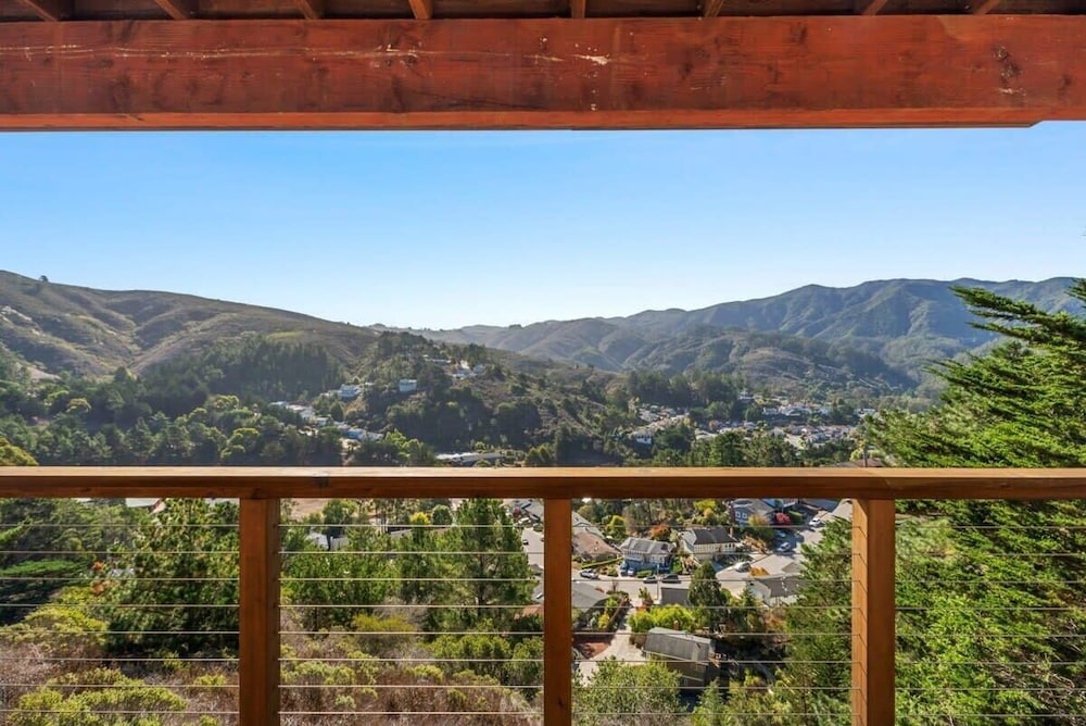 @ Marbella Lane - Chic Abode W/mountain Skyline