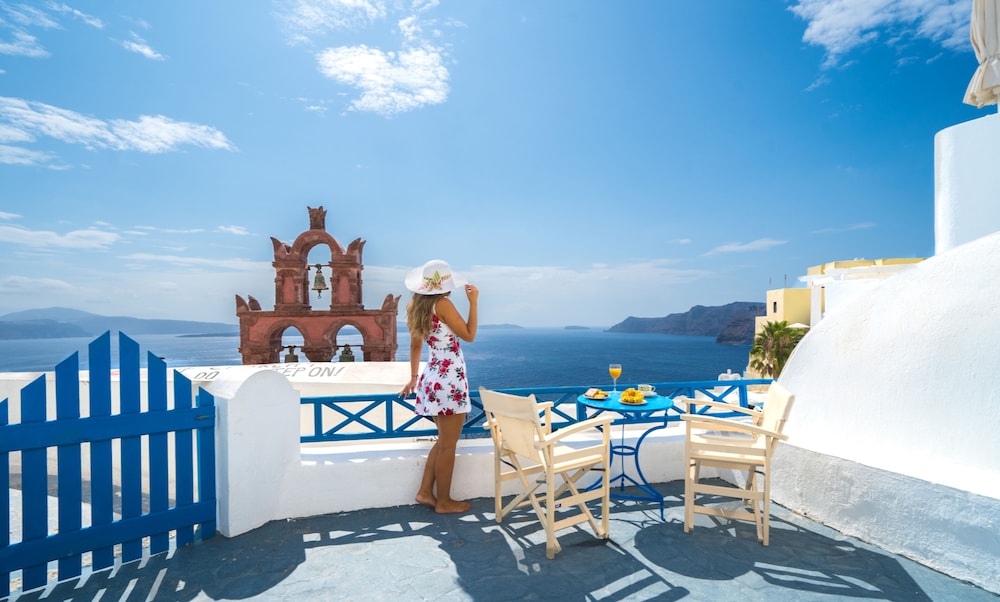 Santorini Paradise
