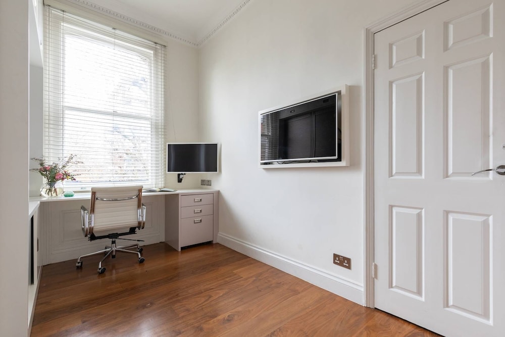 Fellows Road II by Onefinestay photo 5