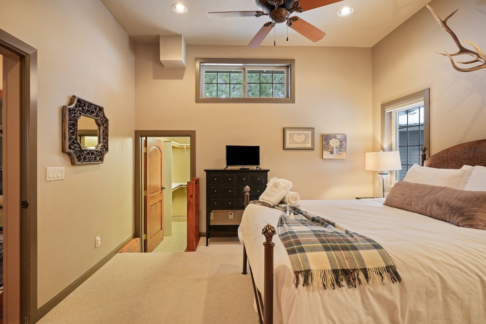 20 Red Cedar 3 Bedroom Home