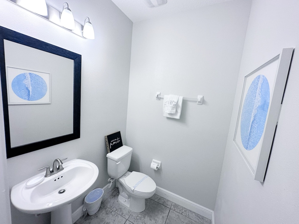 Balmoral Resort-213al 3 Bedroom Home by RedAwning view 2