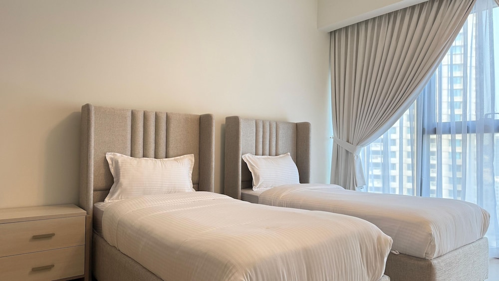 Premium 2bed Apartment In Downtown Act1