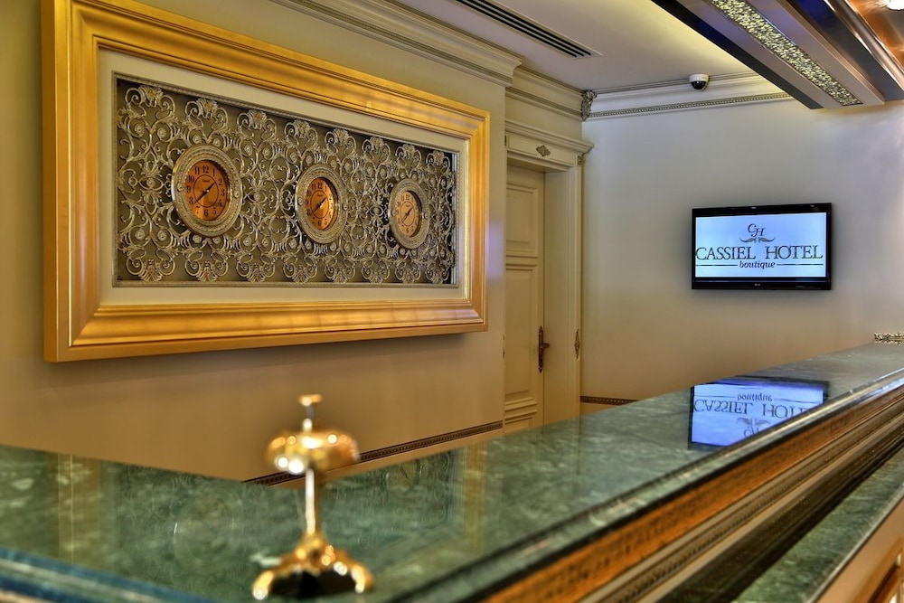 Cassiel Otel - Image 5