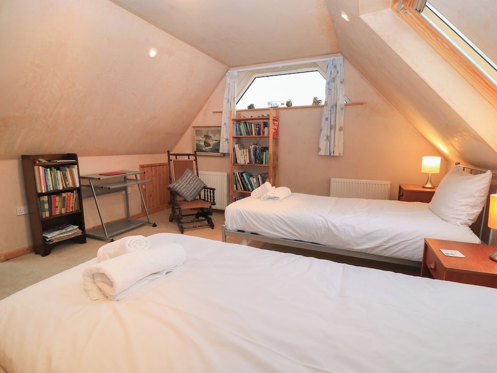 Old Harry Cottage 16