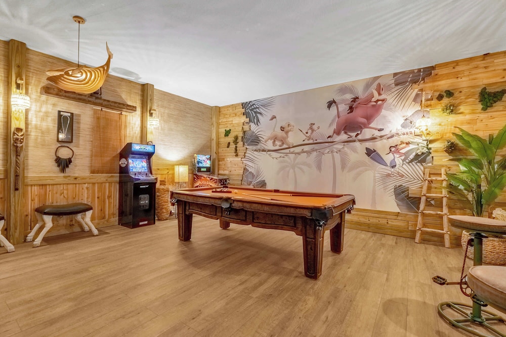 Upstay Disney 5BR Movie Mansionwindsor Cay Resort